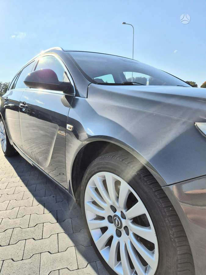 Opel Insignia, 2.0 l., wagon