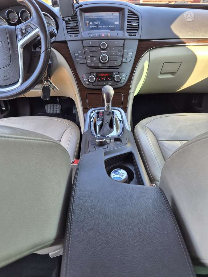 Opel Insignia, 2.0 l., universalas
