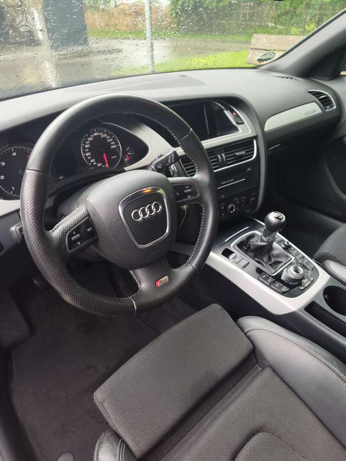 Audi A4, 2.0 l., Универсал