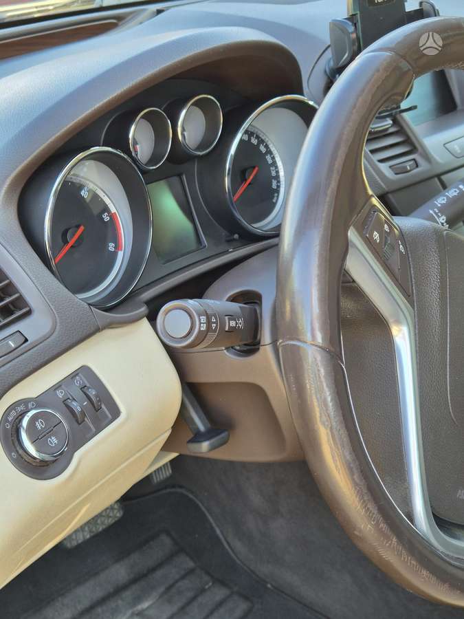 Opel Insignia, 2.0 l., universalas