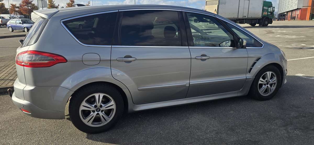 Ford S-MAX, 2.0 l., Минивэн