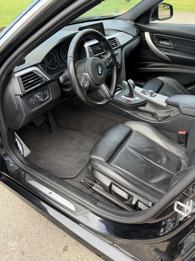 BMW 320, 2.0 l., wagon
