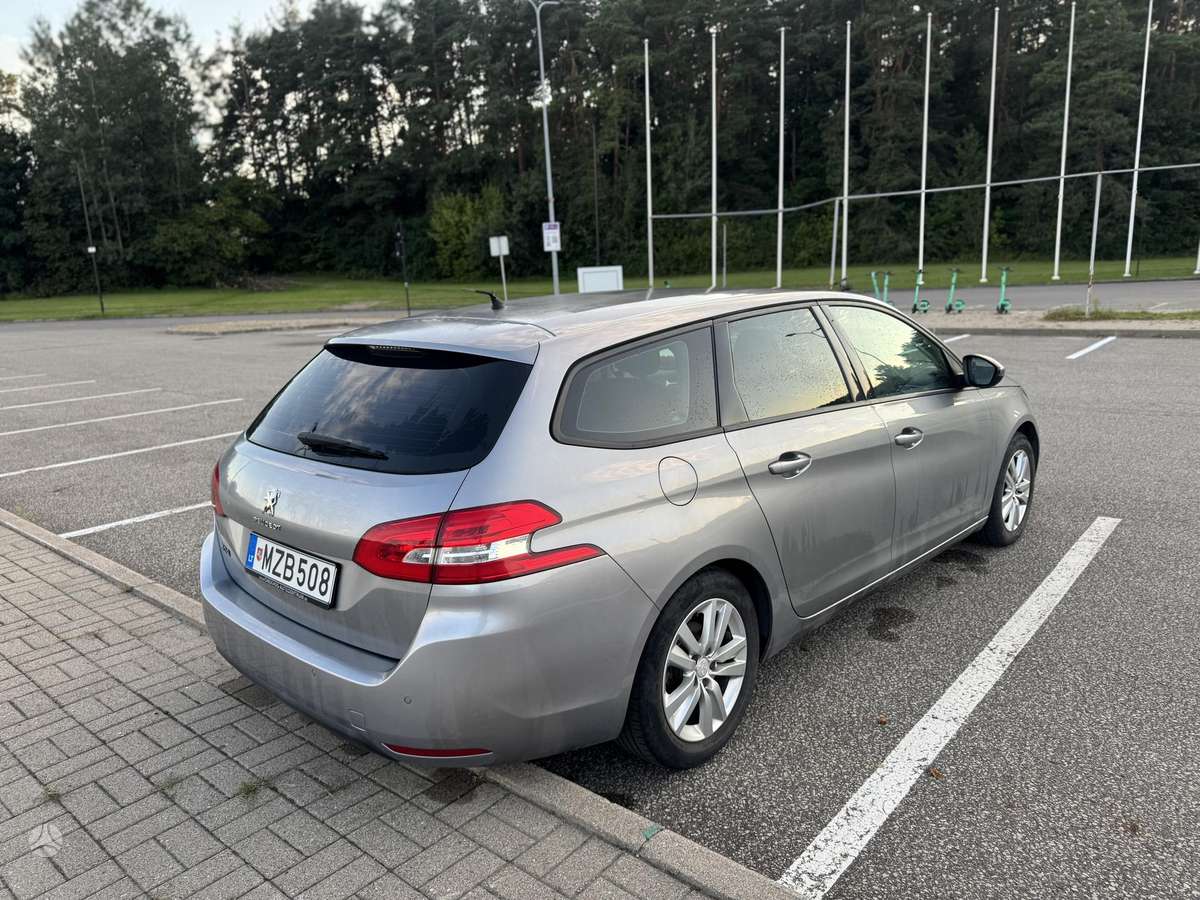 Peugeot 308, 1.2 l., Универсал