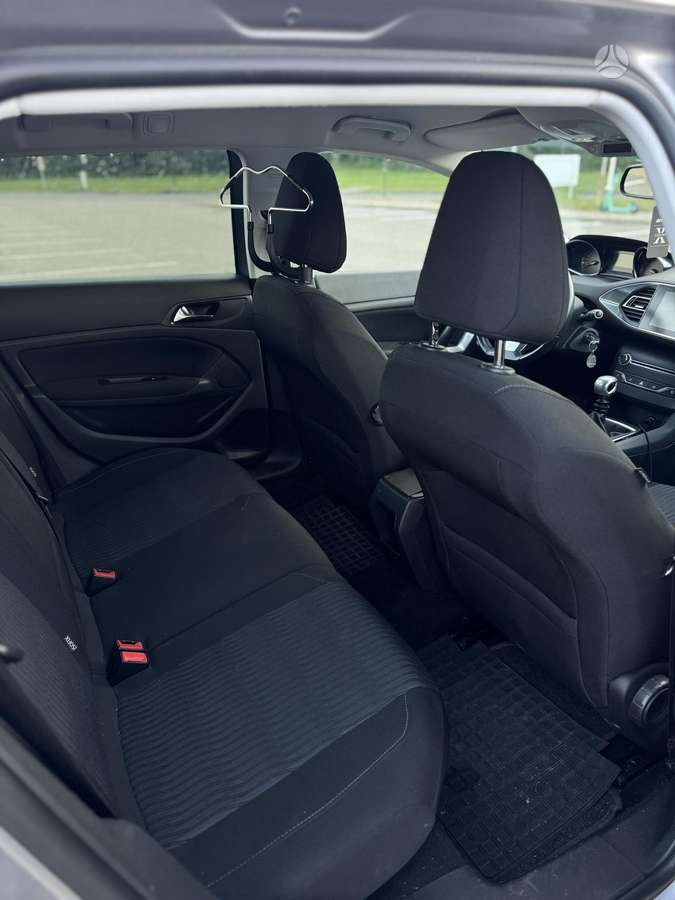 Peugeot 308, 1.2 l., Универсал