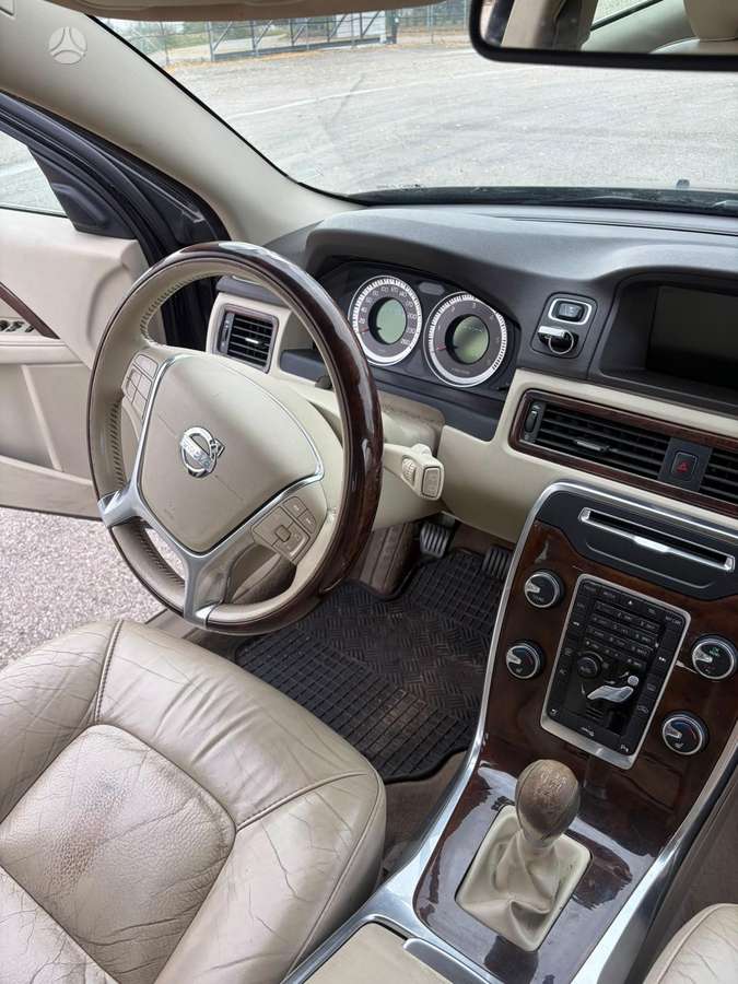 Volvo V70, 1.6 l., universalas