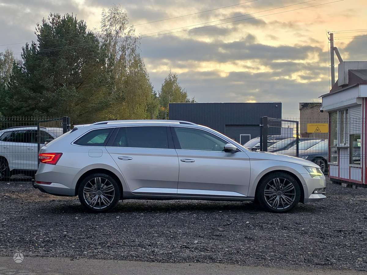 Skoda Superb, 2.0 l., wagon