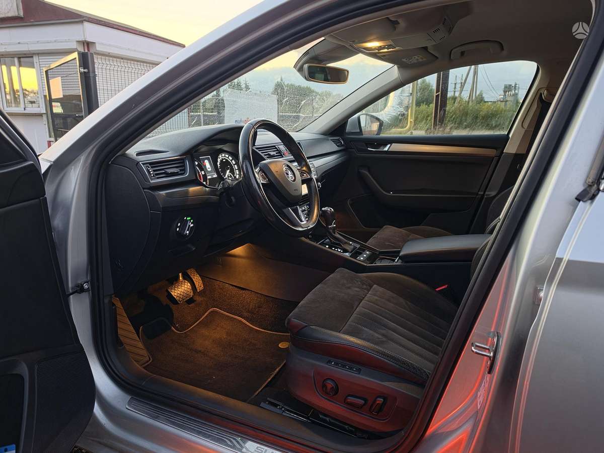 Skoda Superb, 2.0 l., wagon