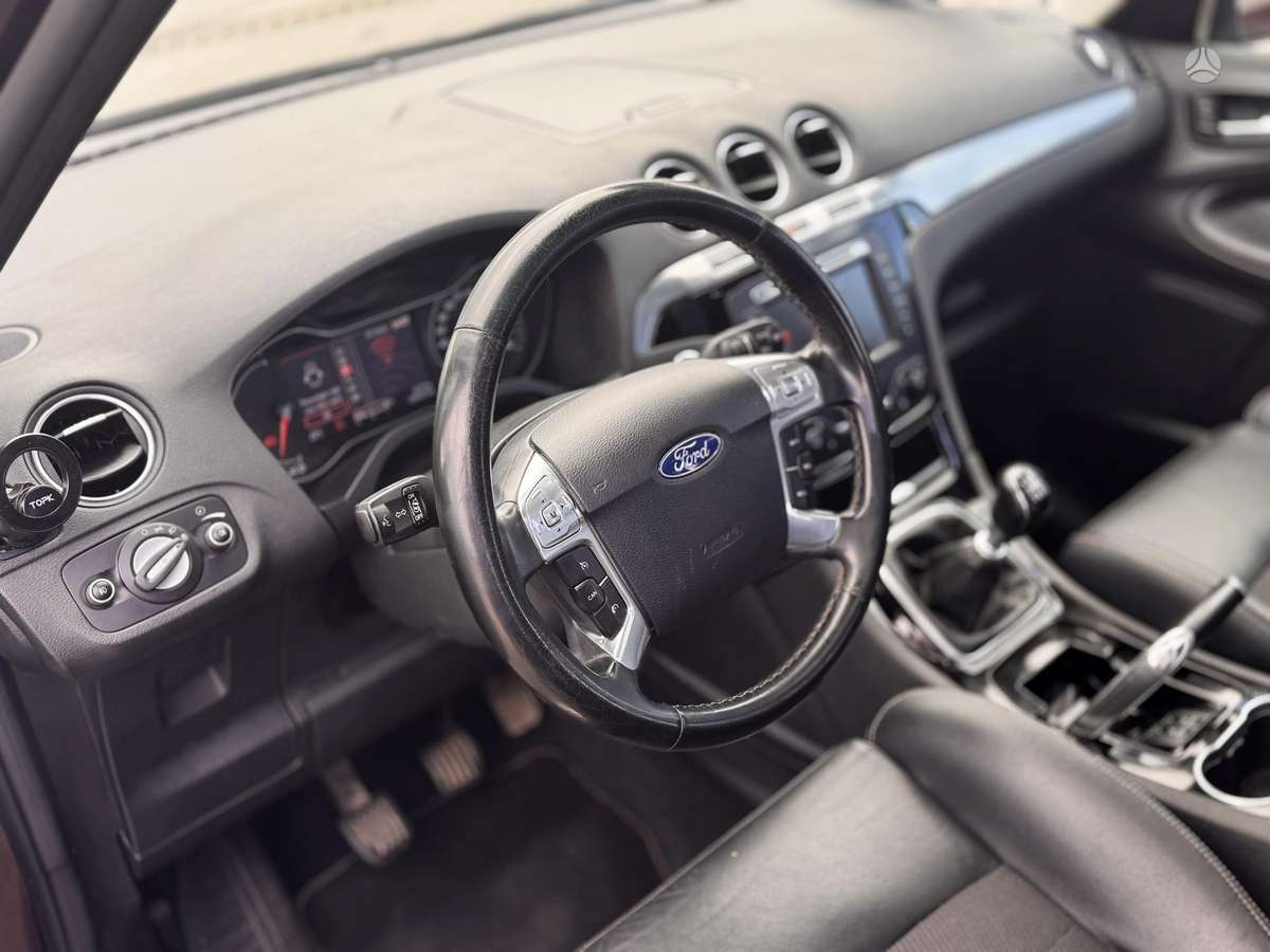 Ford S-MAX, 2.2 l., Минивэн