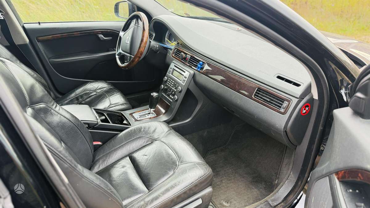 Volvo V70, 2.0 l., universalas