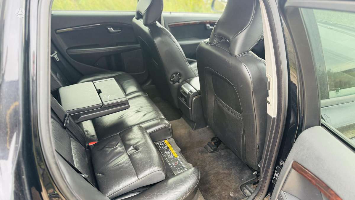 Volvo V70, 2.0 l., Универсал