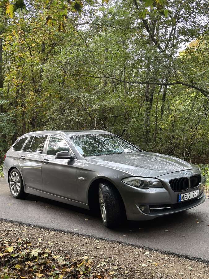 BMW 520, 2.0 l., wagon