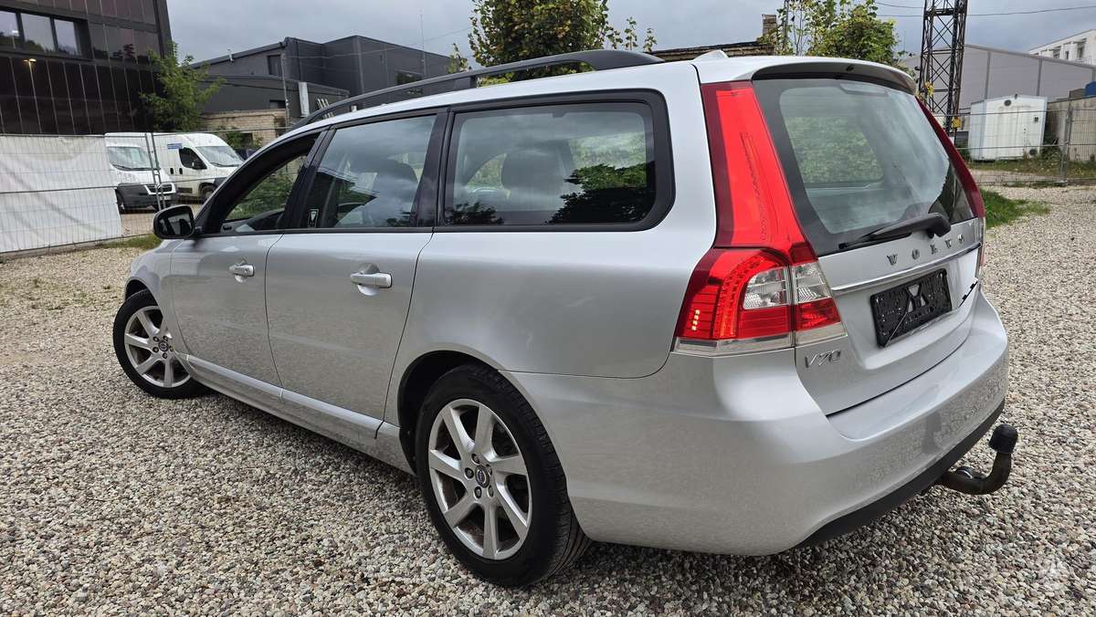 Volvo V70, 2.0 l., Универсал