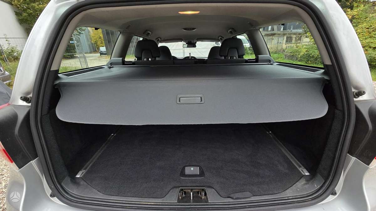 Volvo V70, 2.0 l., Универсал