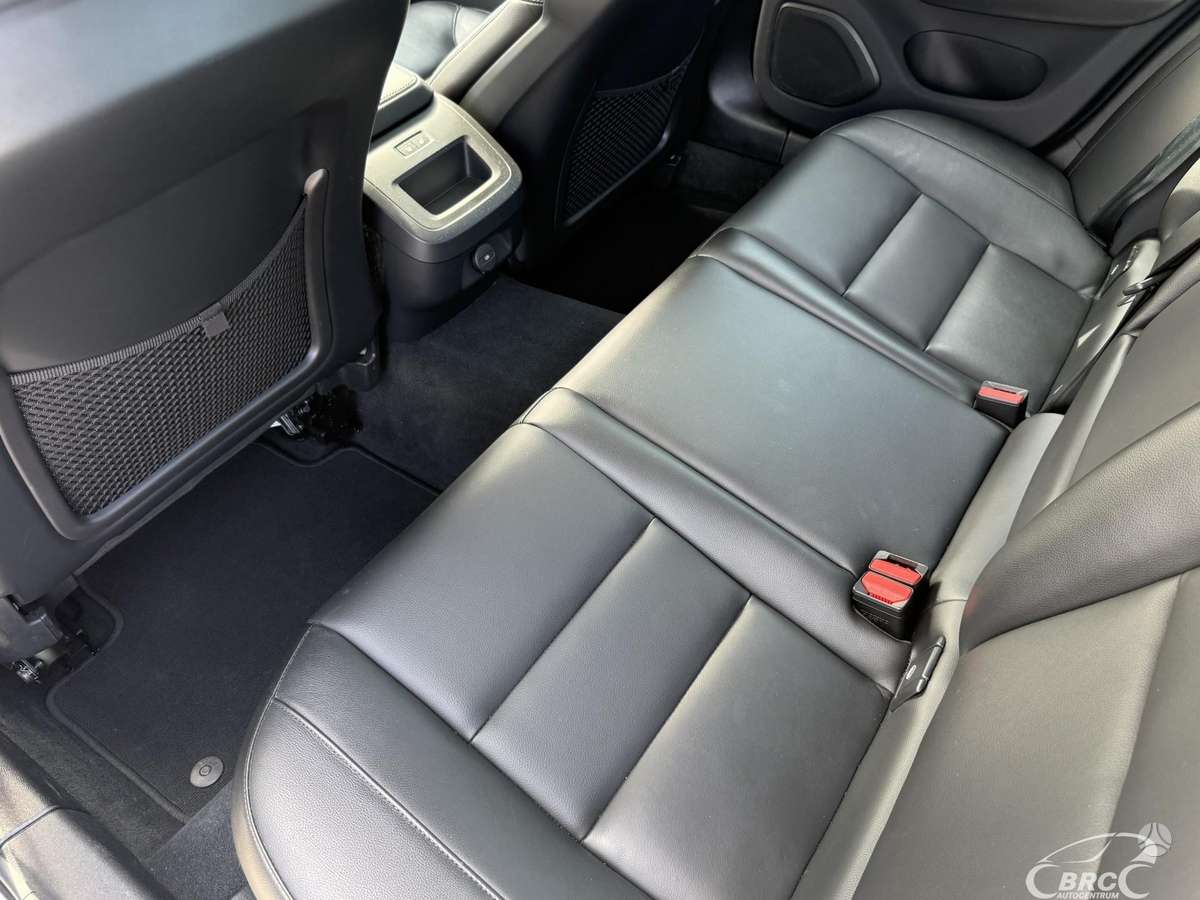 Volvo S60, 2.0 l., Седан