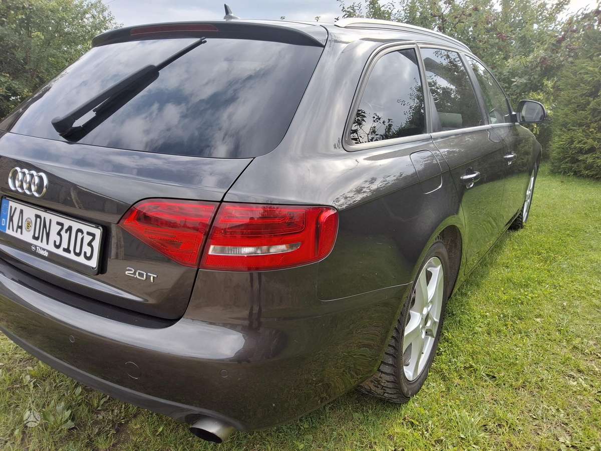 Audi A4, 2.0 l., universalas