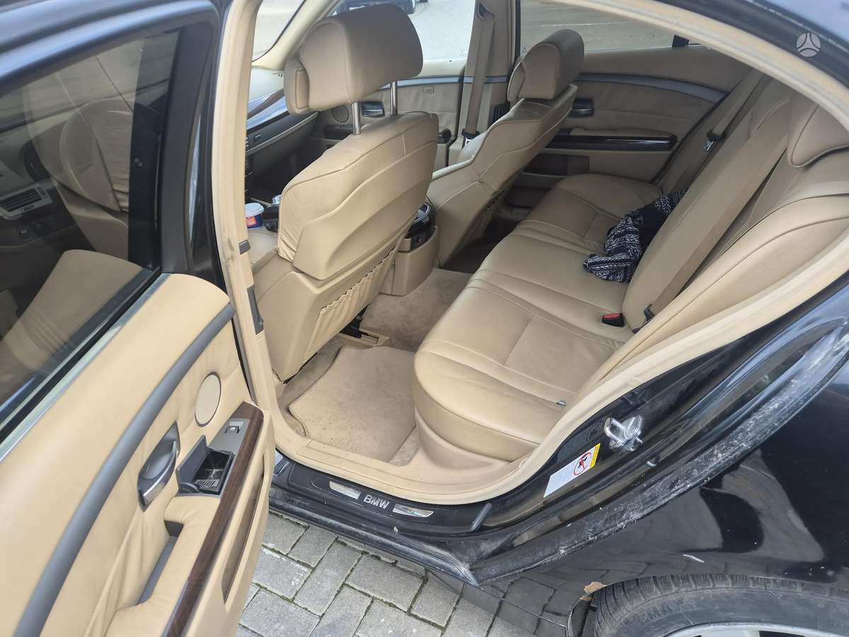 BMW 730, 3.0 l., Седан