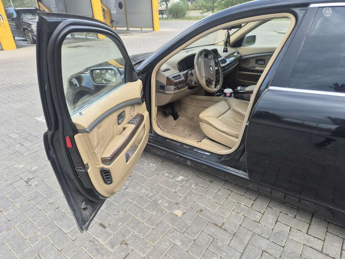 BMW 730, 3.0 l., Седан