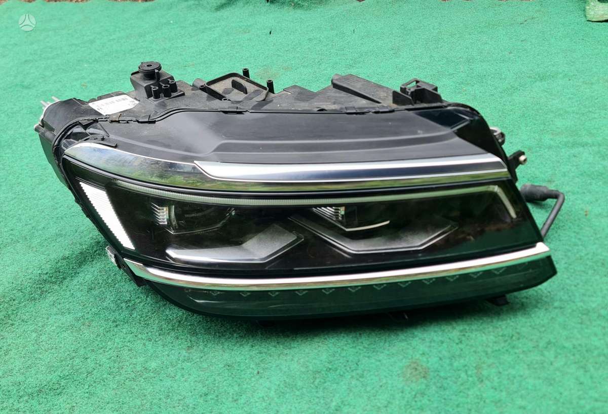 Volkswagen Tiguan, 5NB941082A