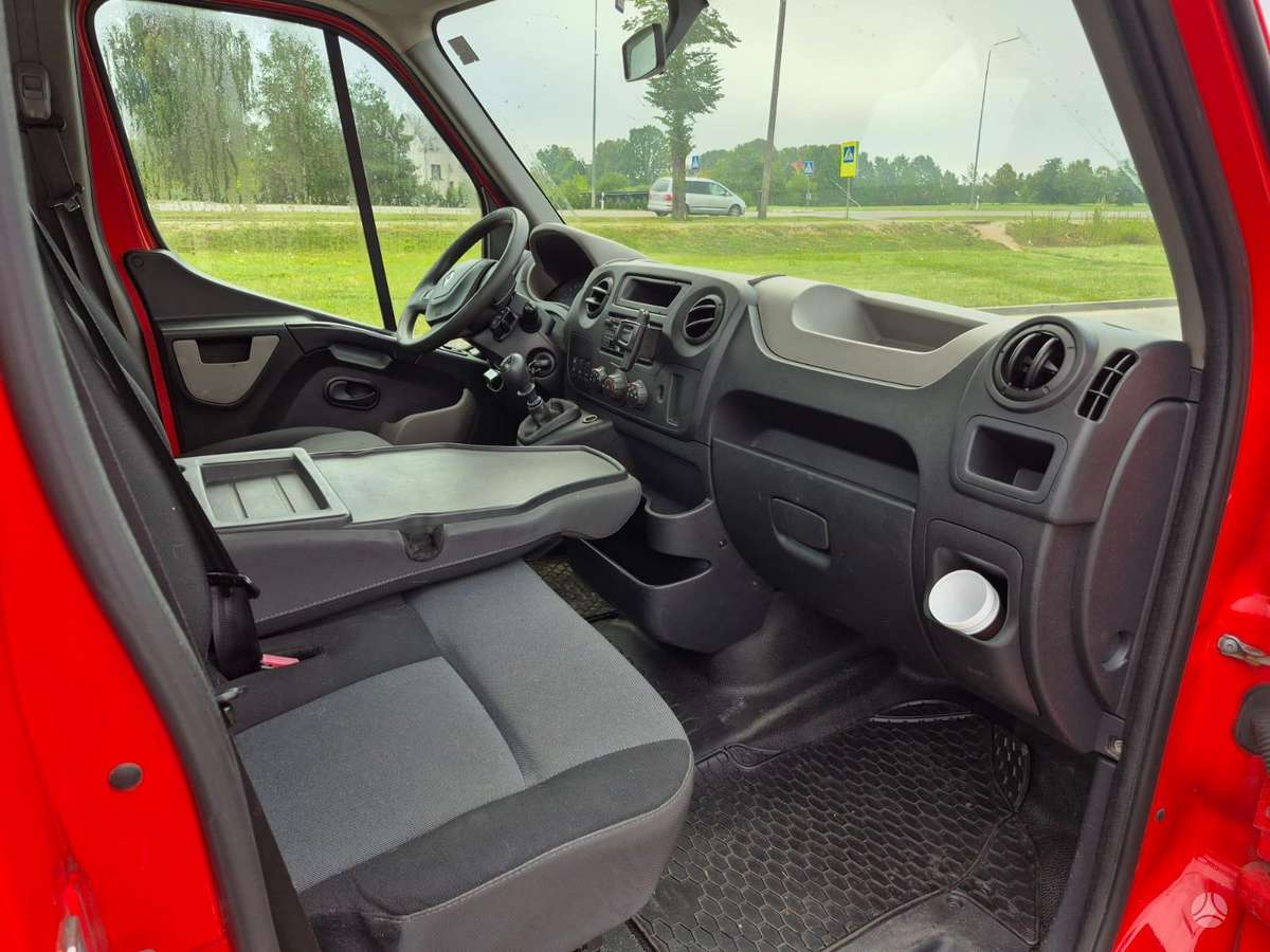 Renault Master, auto transporters