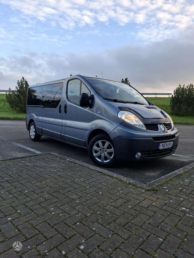 Renault Trafic, 2.0 l., passenger minibus
