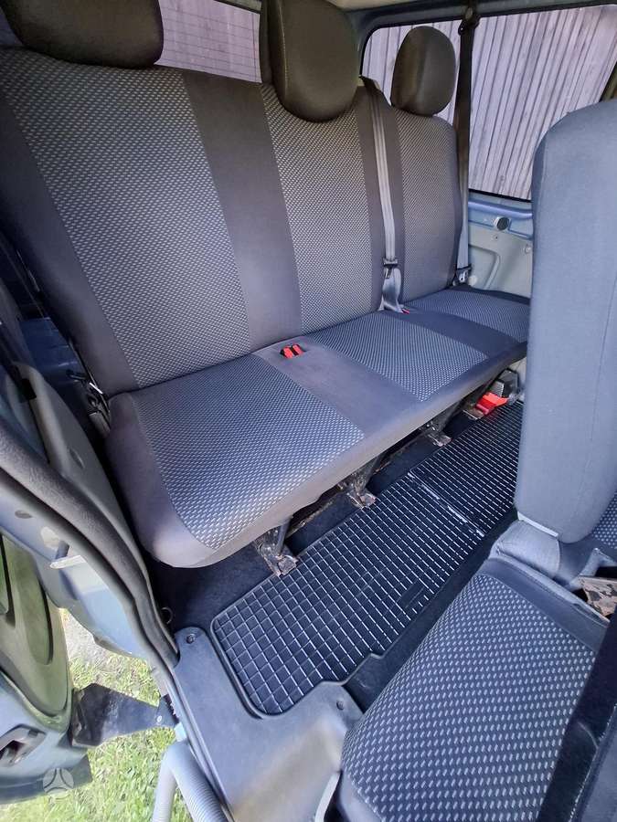 Renault Trafic, 2.0 l., passenger minibus