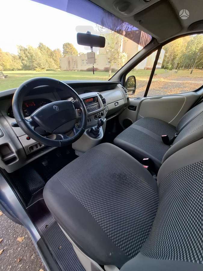 Renault Trafic, 2.0 l., passenger minibus