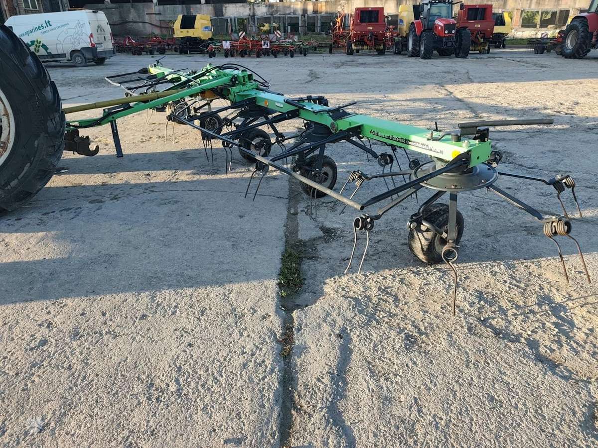 Deutz-Fahr CONDIMASTER 8331, tedders
