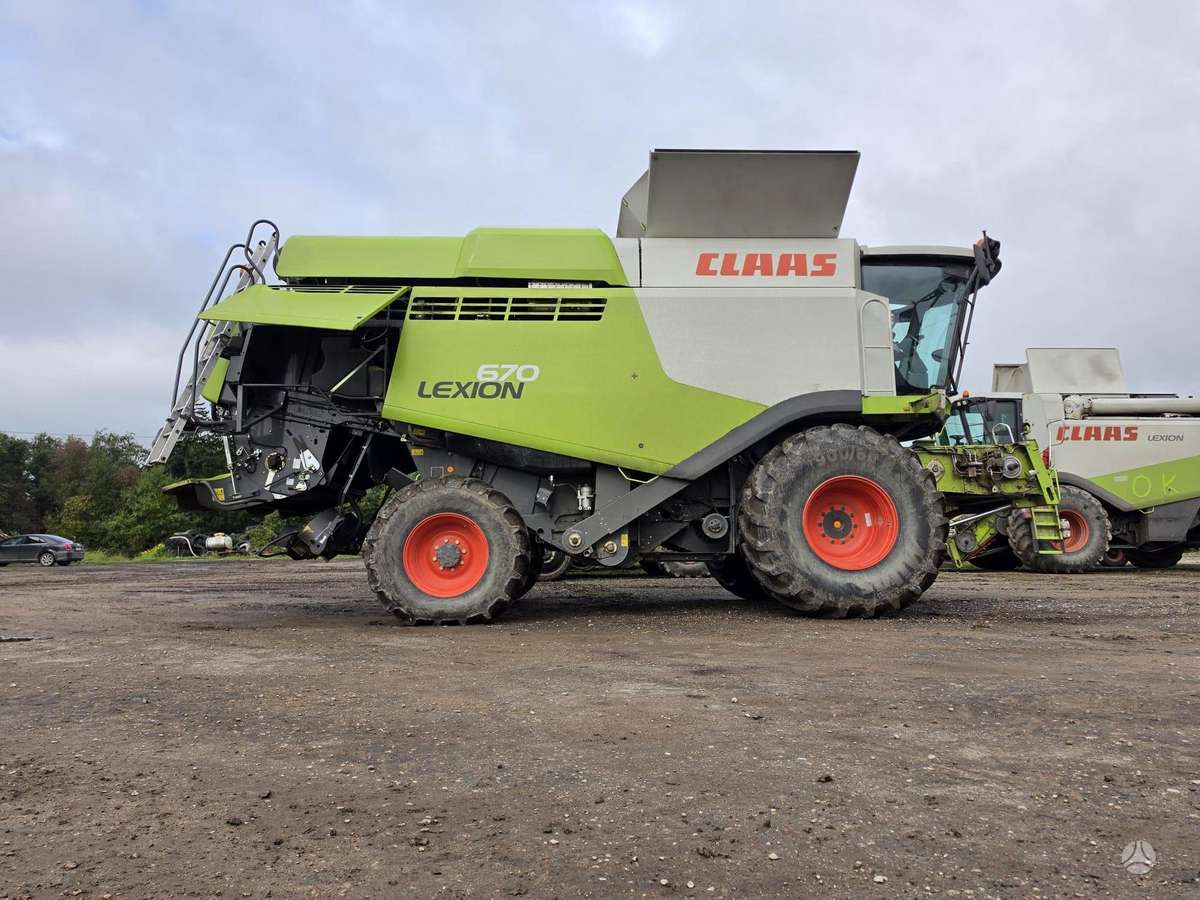 Claas LEXION 670 4WD, комбайны