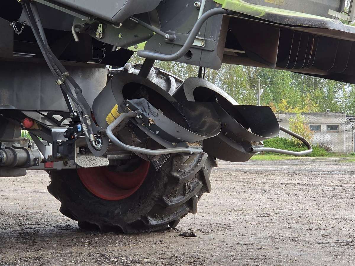 Claas LEXION 670 4WD, комбайны