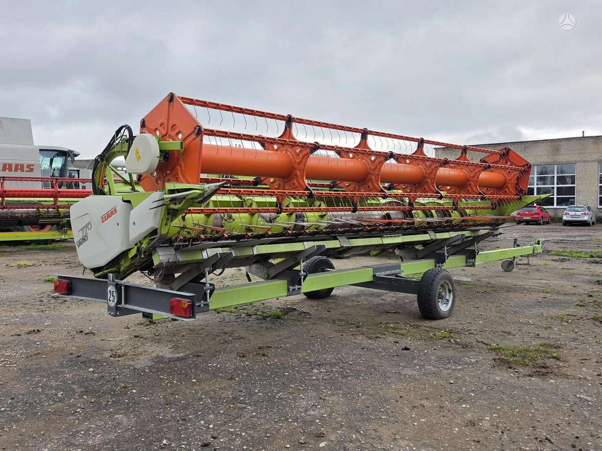 Claas LEXION 670 4WD, комбайны