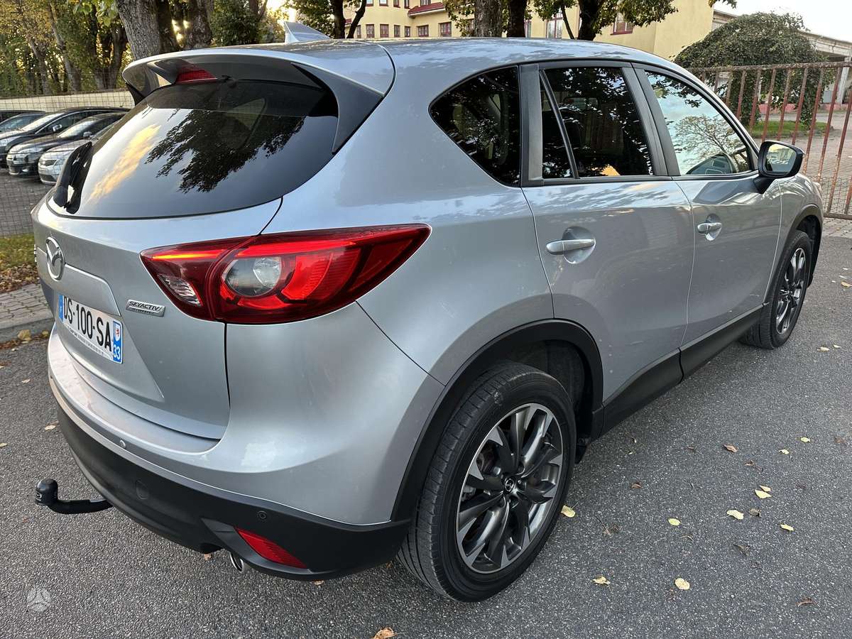 Mazda CX-5, 2.2 l., off-road / crossover