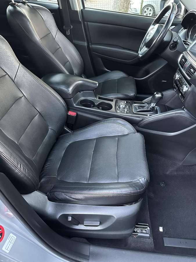 Mazda CX-5, 2.2 l., Внедорожник / Кроссовер