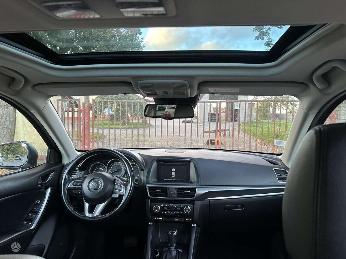 Mazda CX-5, 2.2 l., off-road / crossover