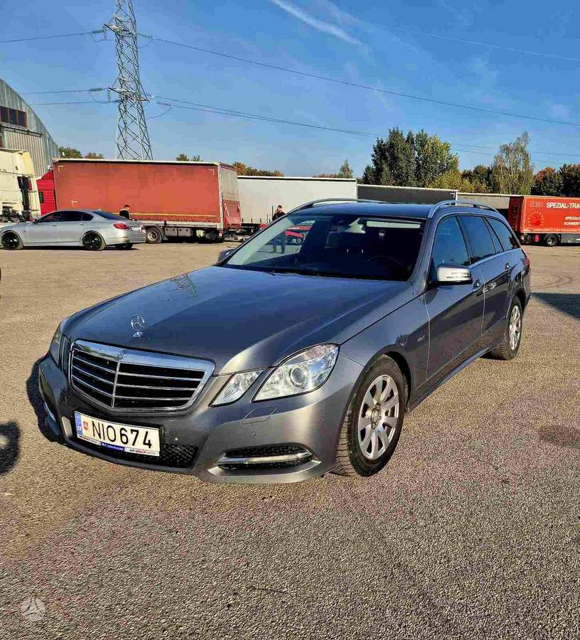 Mercedes-Benz E200, 2.0 l., wagon