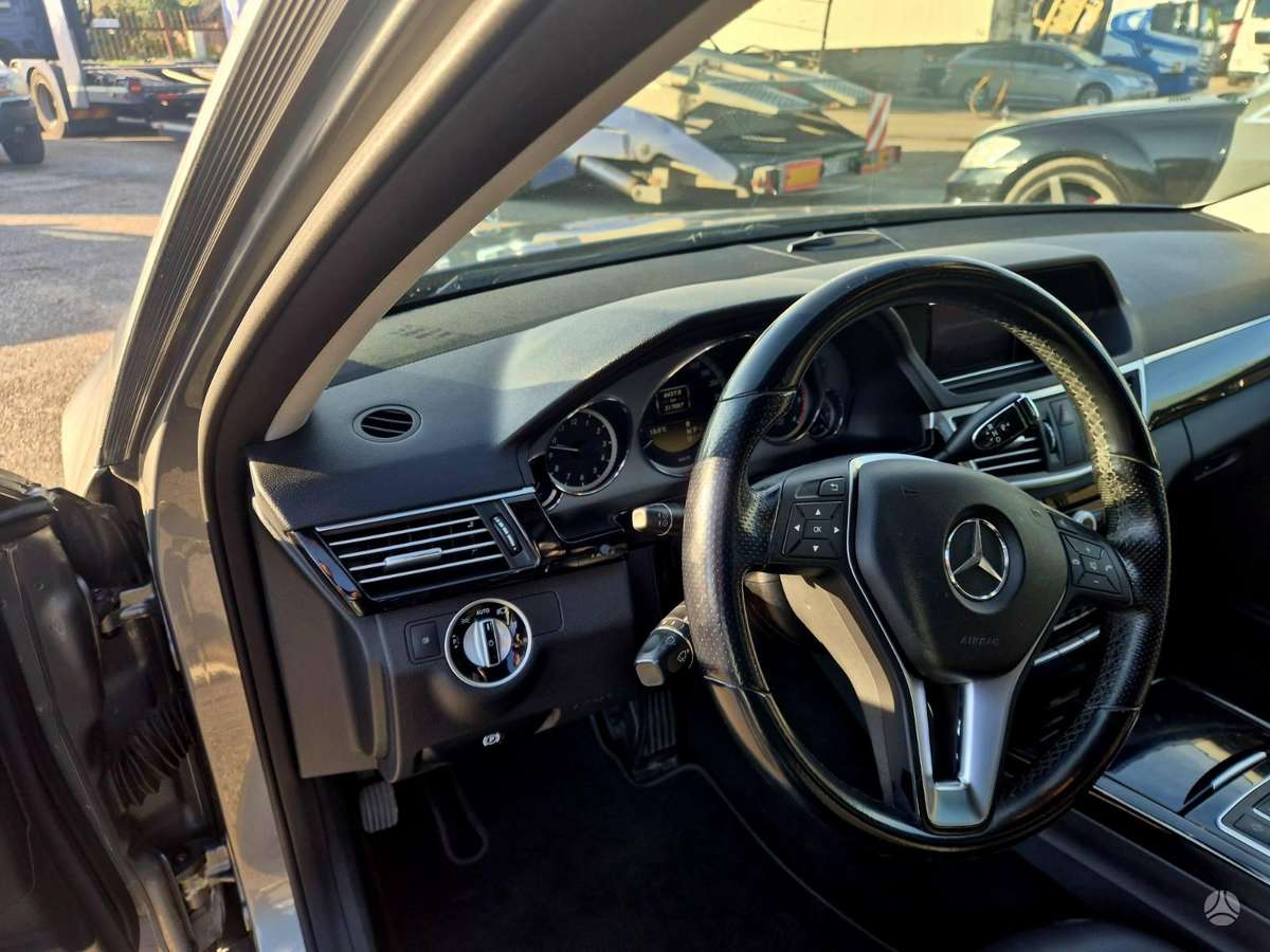 Mercedes-Benz E200, 2.0 l., Универсал
