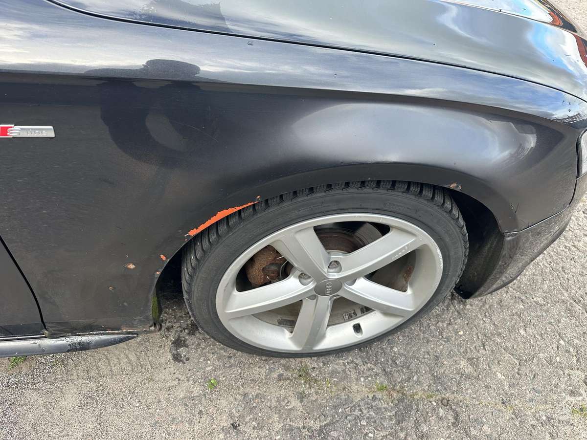 Audi A4, 2.0 l., Универсал