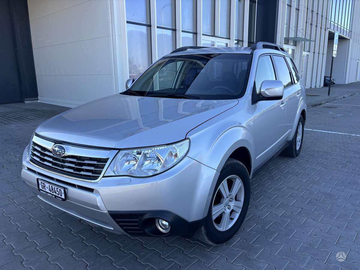 Subaru Forester, 2.0 l., off-road / crossover
