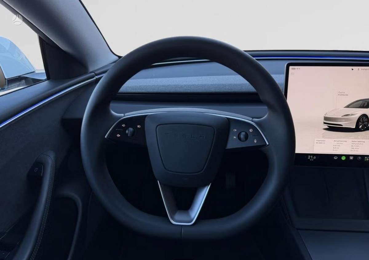 Tesla Model 3, saloon / sedan