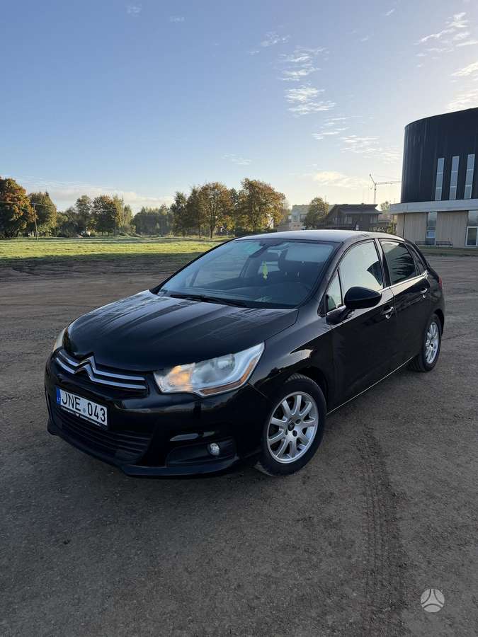 Citroen C4, 1.6 l., Хэтчбек