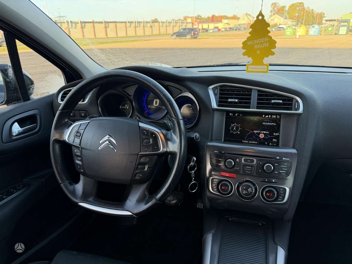 Citroen C4, 1.6 l., Хэтчбек