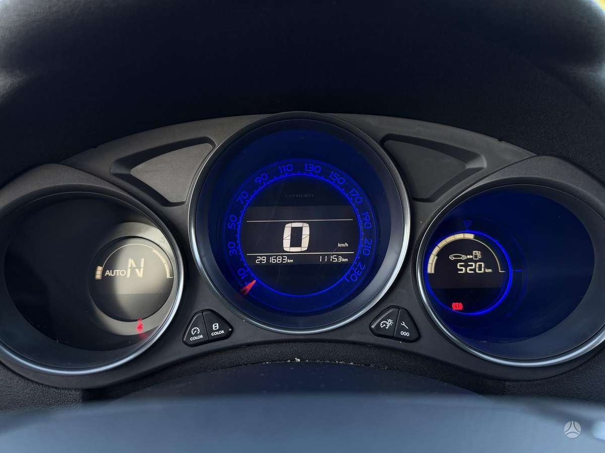 Citroen C4, 1.6 l., hatchback