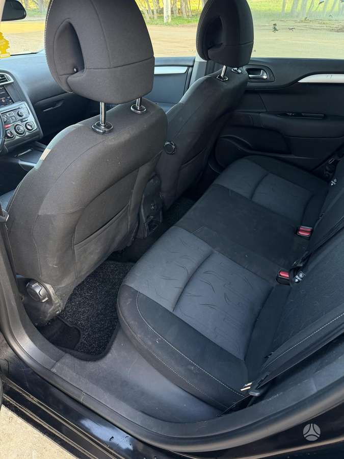 Citroen C4, 1.6 l., Хэтчбек