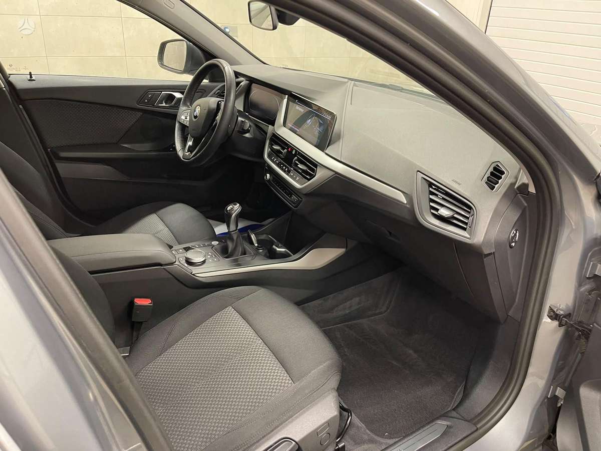 BMW 116, 1.5 l., hatchback