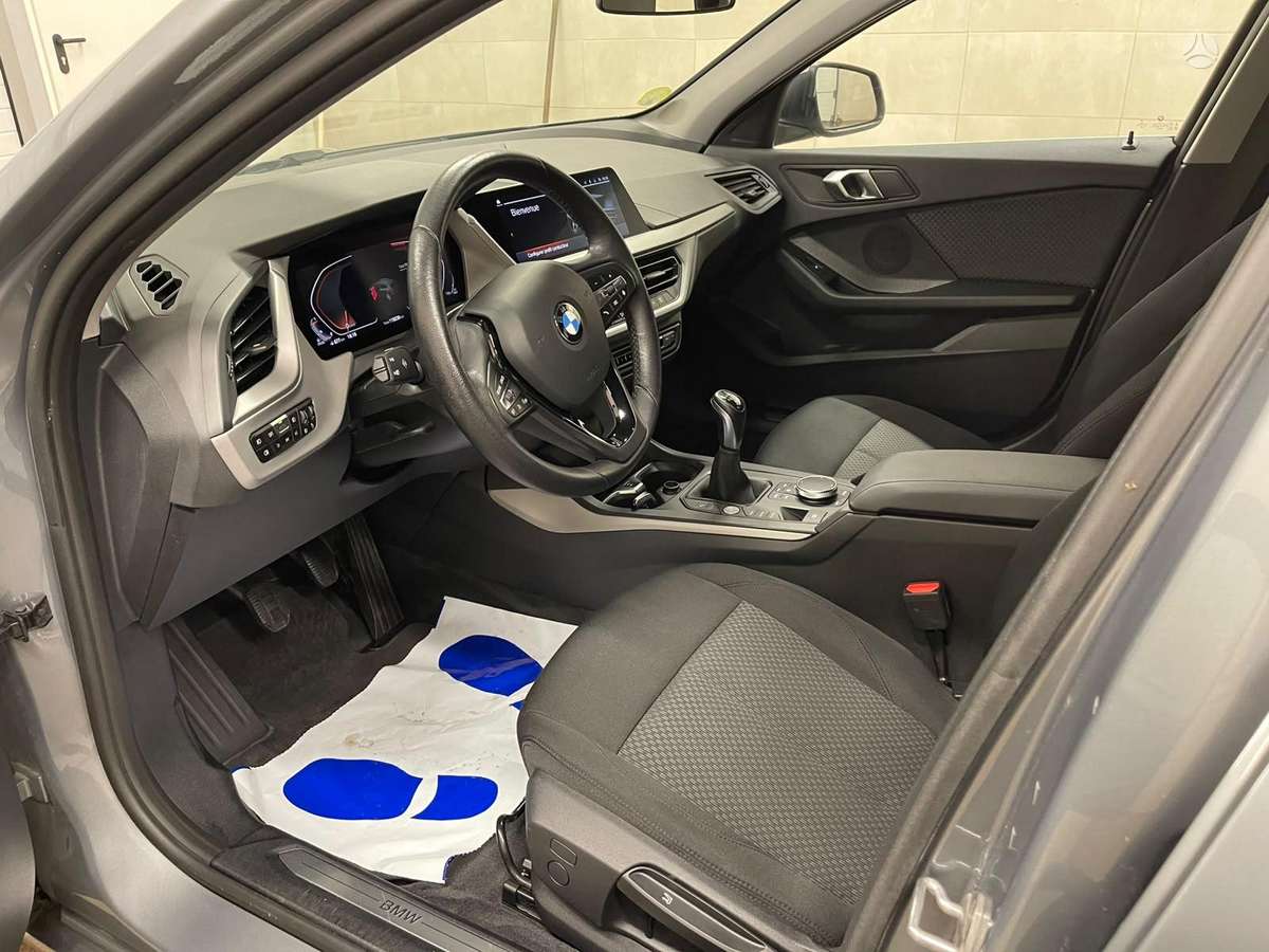 BMW 116, 1.5 l., Хэтчбек