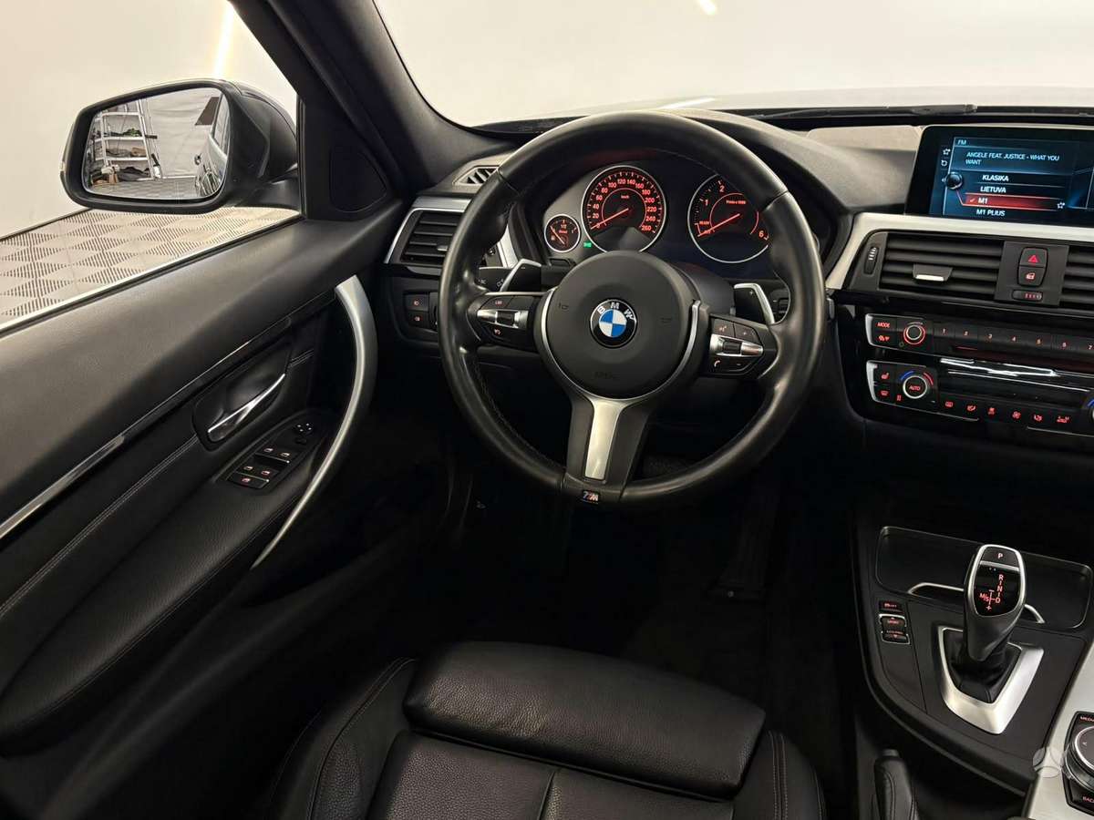 BMW 320, 2.0 l., wagon