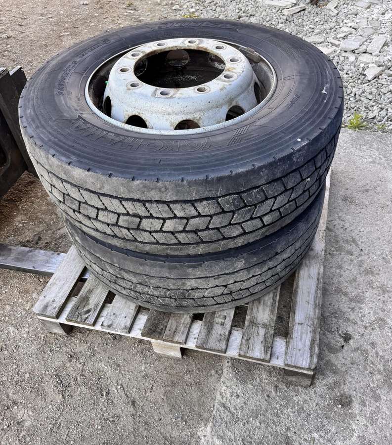Yokohama, universalios 315/70 R22,5