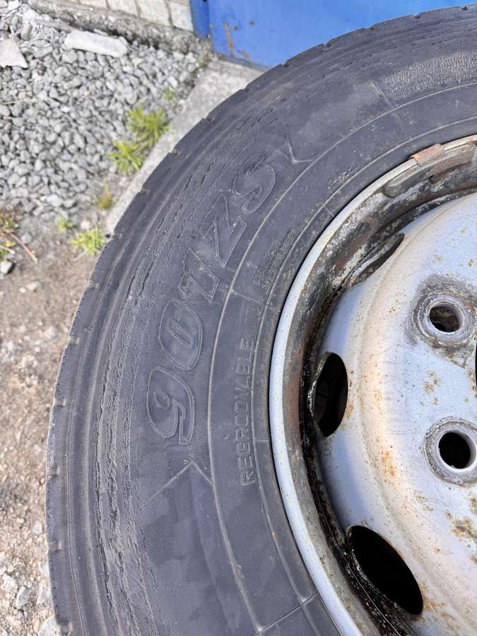Yokohama, universalios 315/70 R22,5