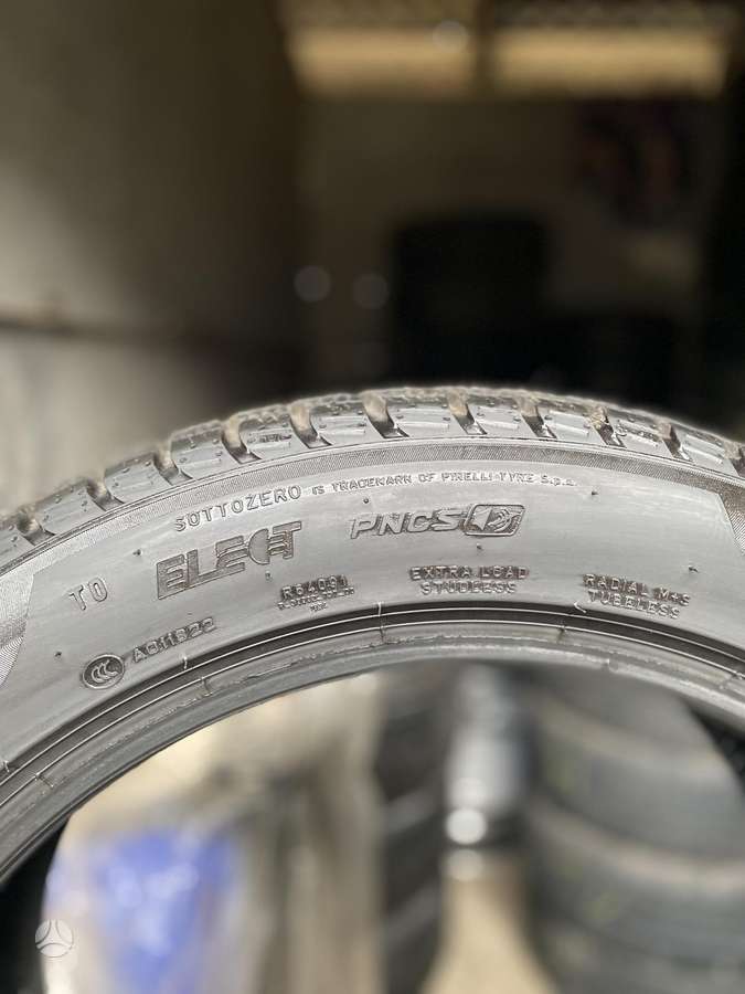 Pirelli, winter 255/45 R19