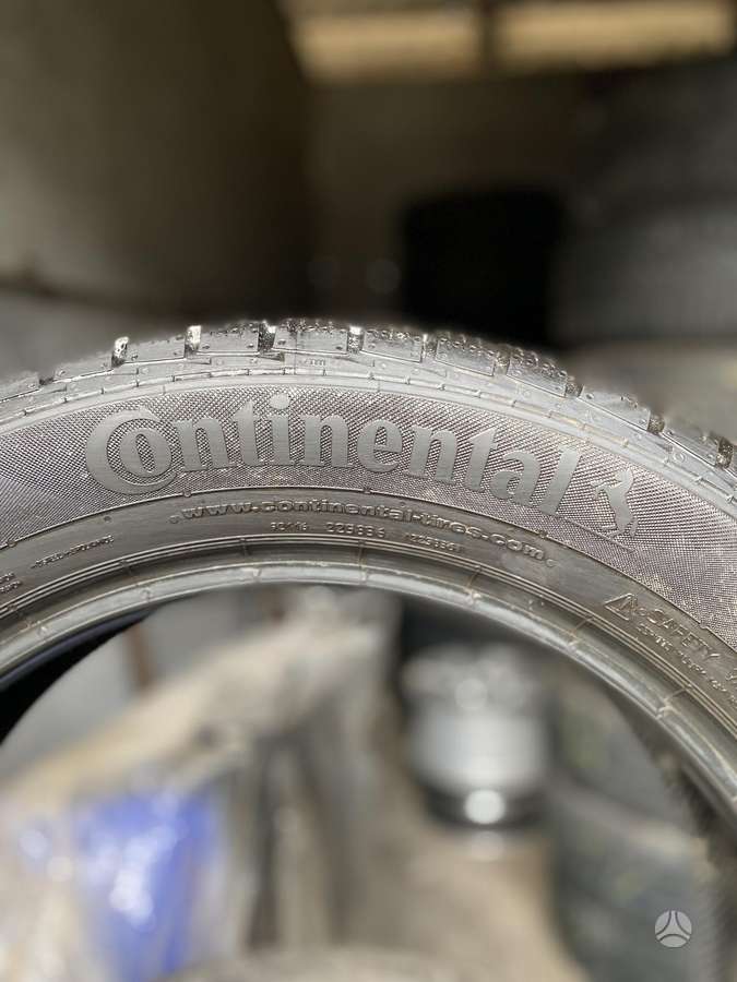 Continental, žieminės 215/55 R17