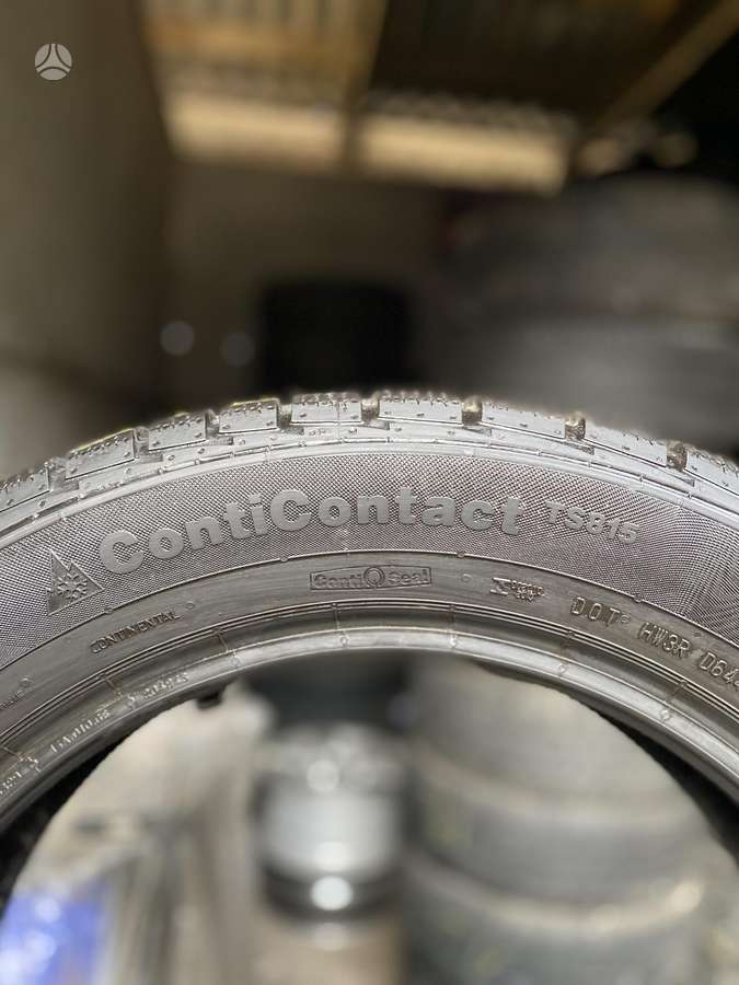 Continental, žieminės 215/55 R17